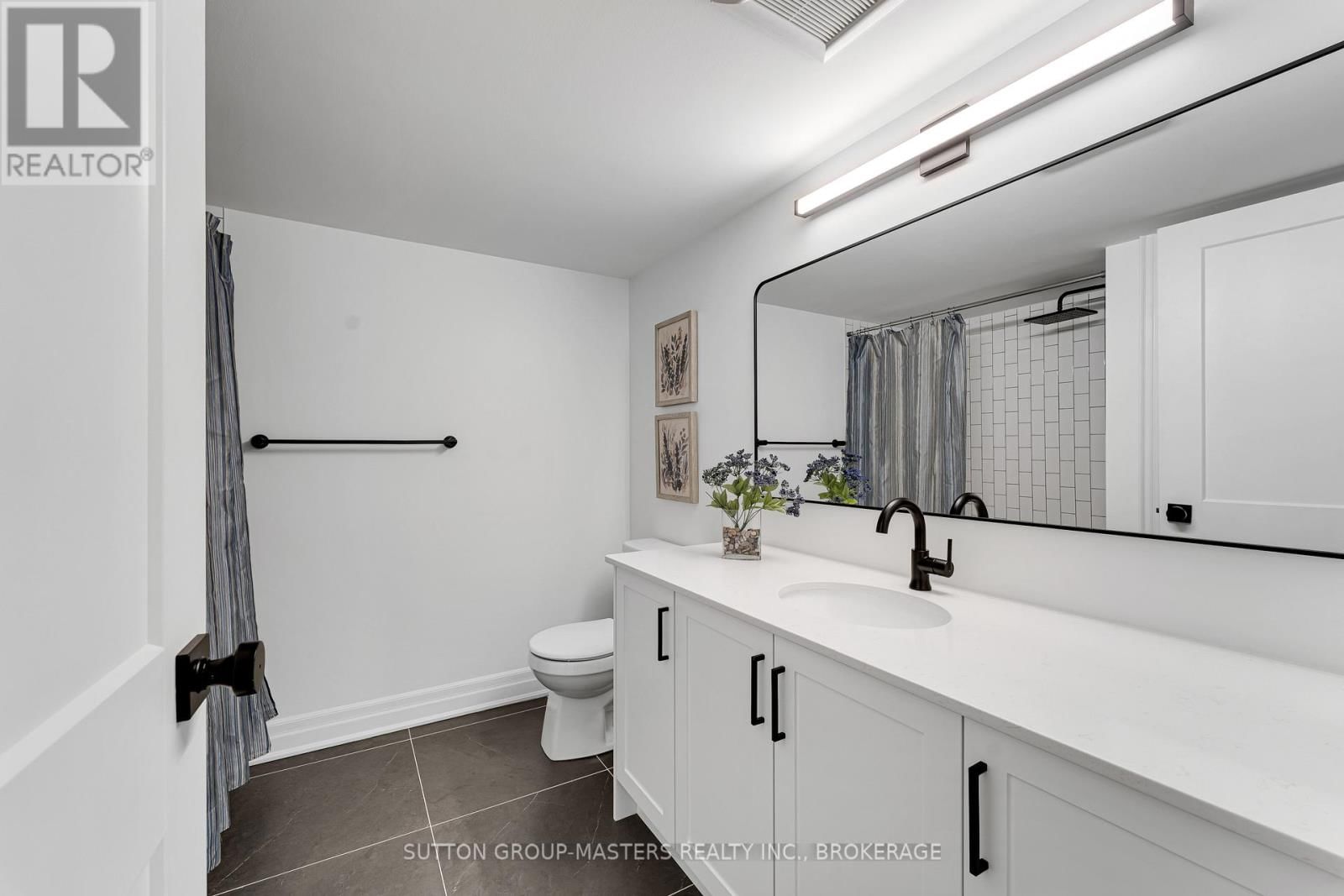 264 OLD KILN CRESCENT Image 23