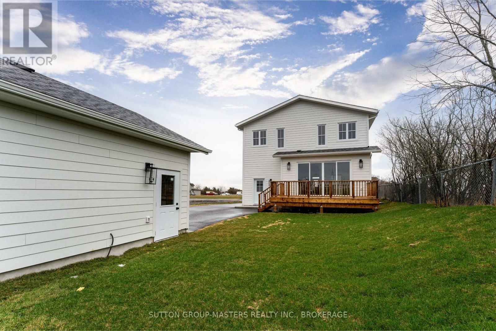 264 OLD KILN CRESCENT Image 26