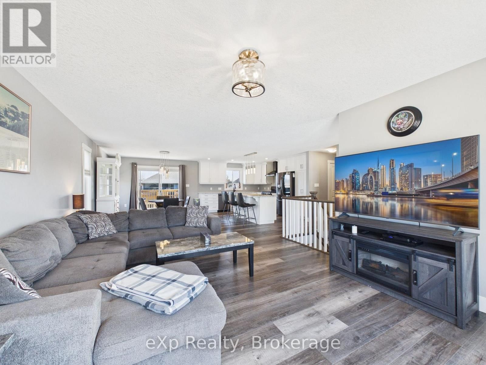 417 BUCKBY LANE Image 10