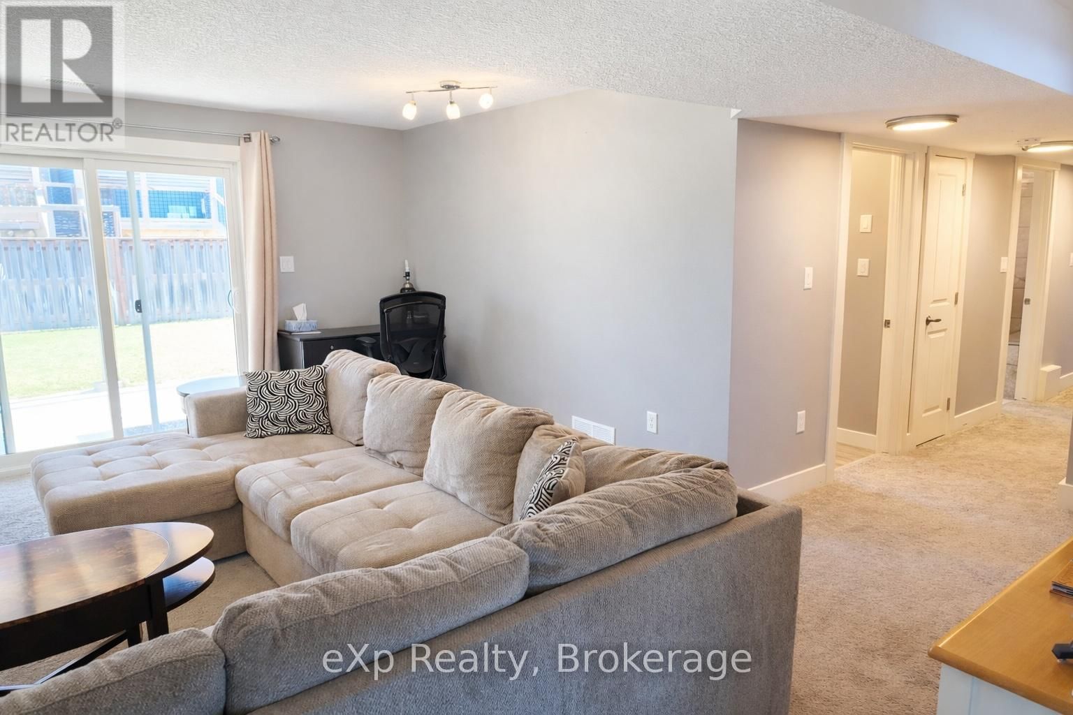 417 BUCKBY LANE Image 34