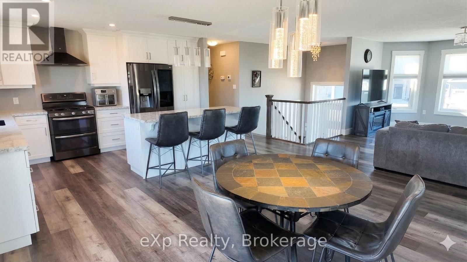 417 BUCKBY LANE Image 8