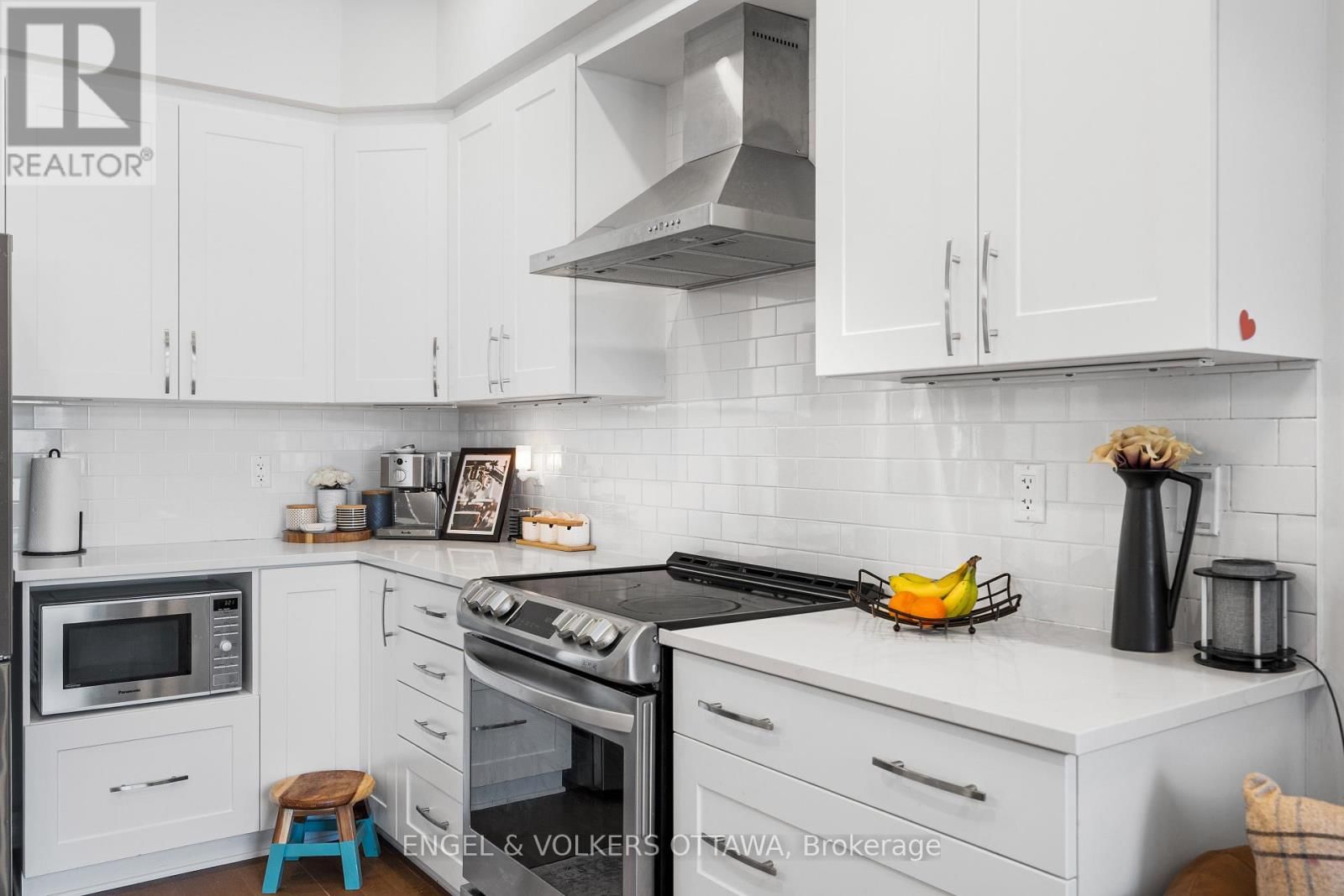 740 MIIKANA ROAD Image 12