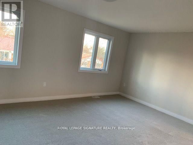 39 - 143 ELGIN STREET NORTH Image 12