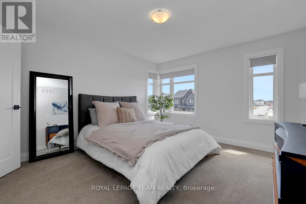 949 ATRIUM RIDGE Image 33