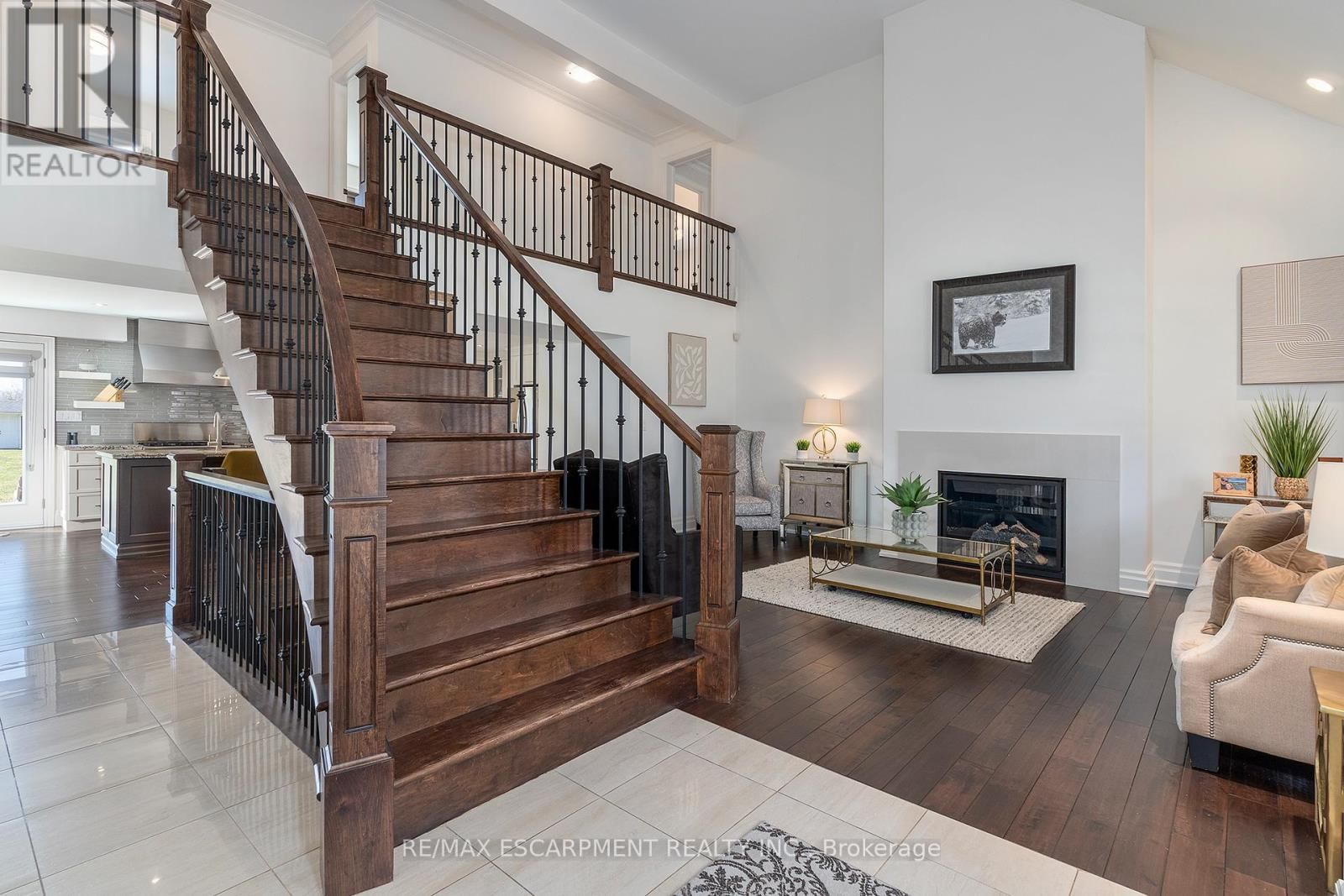 400 HAMILTON DRIVE Image 5