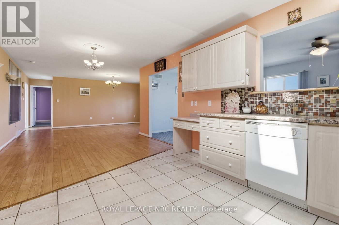 512 - 3033 TOWNLINE ROAD Image 10