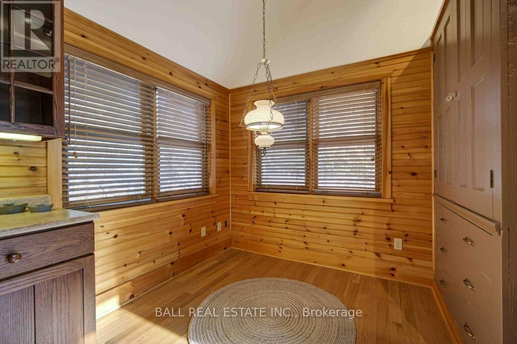 16 FIRE ROUTE 33 Image 13