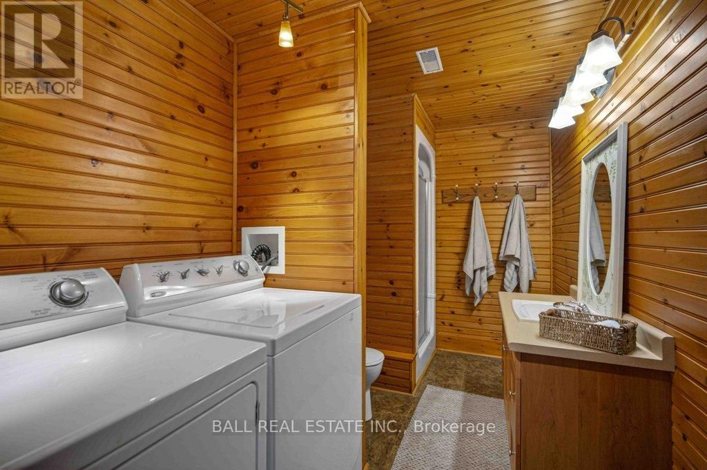 16 FIRE ROUTE 33 Image 15