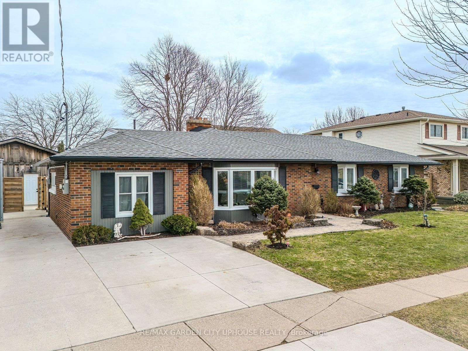 190 FIRST STREET LOUTH STREET Image 27