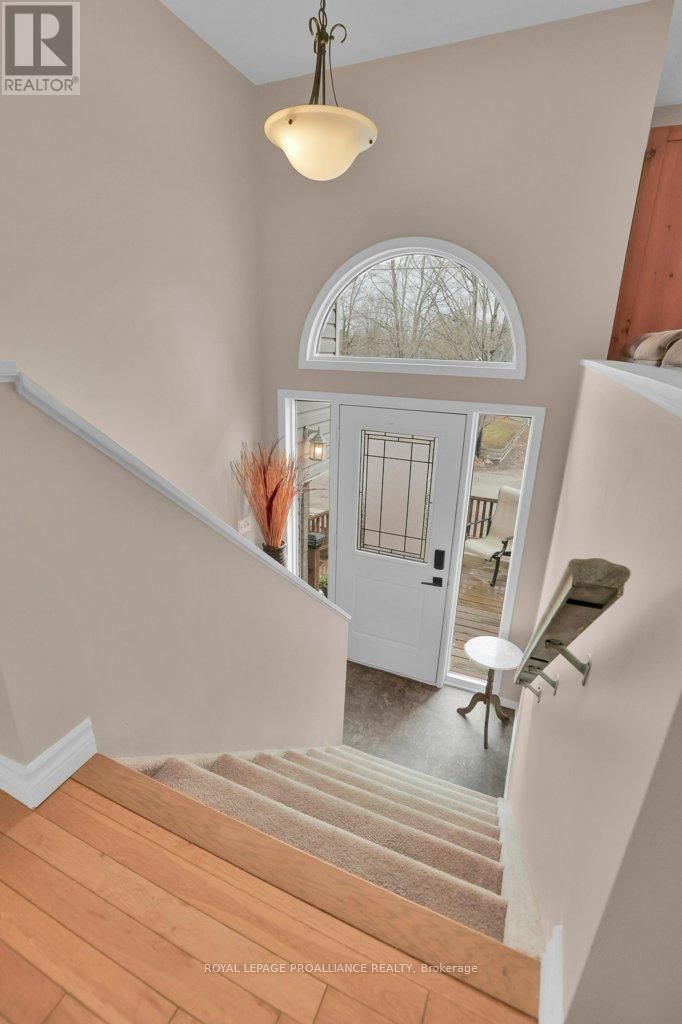 90 LIVINGSTONE AVENUE WEST Image 11