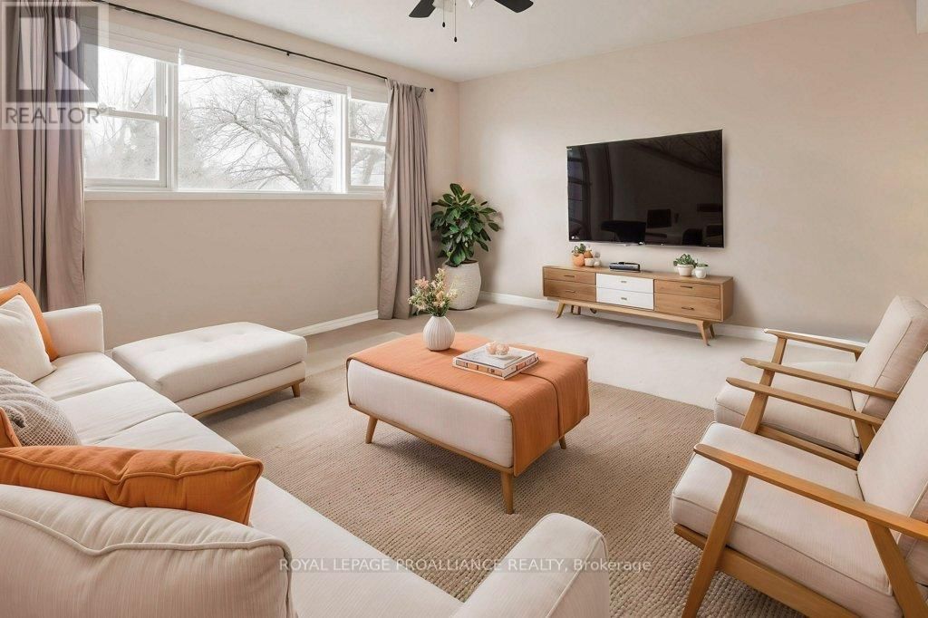 90 LIVINGSTONE AVENUE WEST Image 40