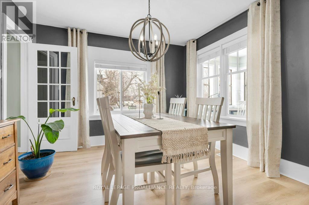 31 ELIZABETH STREET Image 22