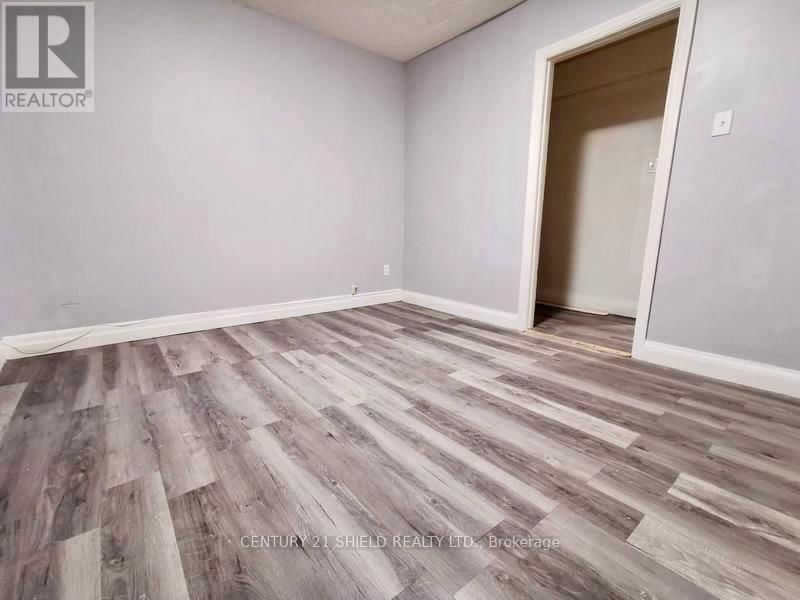 619 RIDLEY AVENUE Image 36