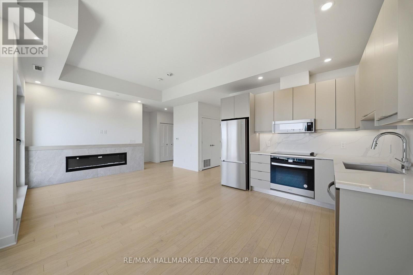 2601 - 180 GEORGE STREET Image 12