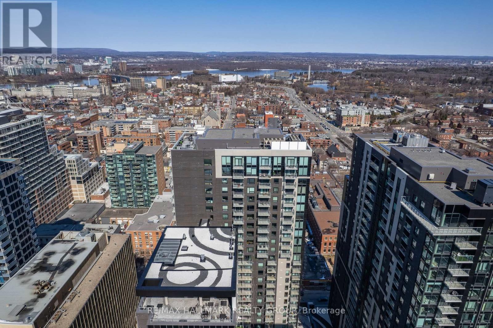 2601 - 180 GEORGE STREET Image 35