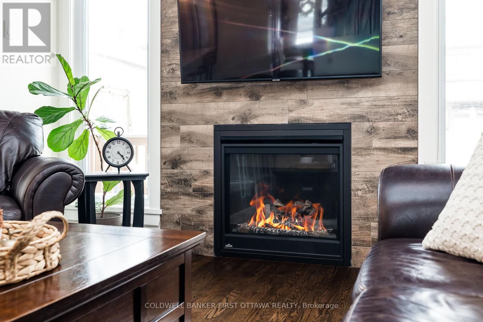 211 PURCHASE CRESCENT Image 20