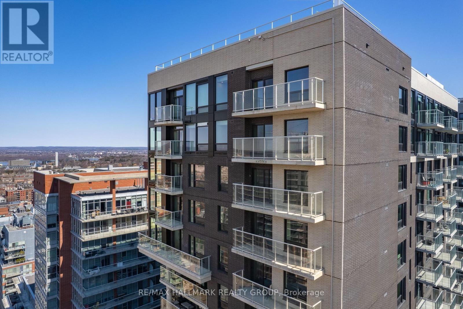 2001 - 180 GEORGE STREET Image 24