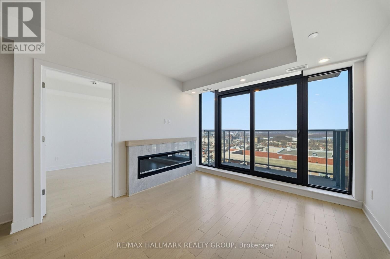 2603 - 180 GEORGE STREET Image 13