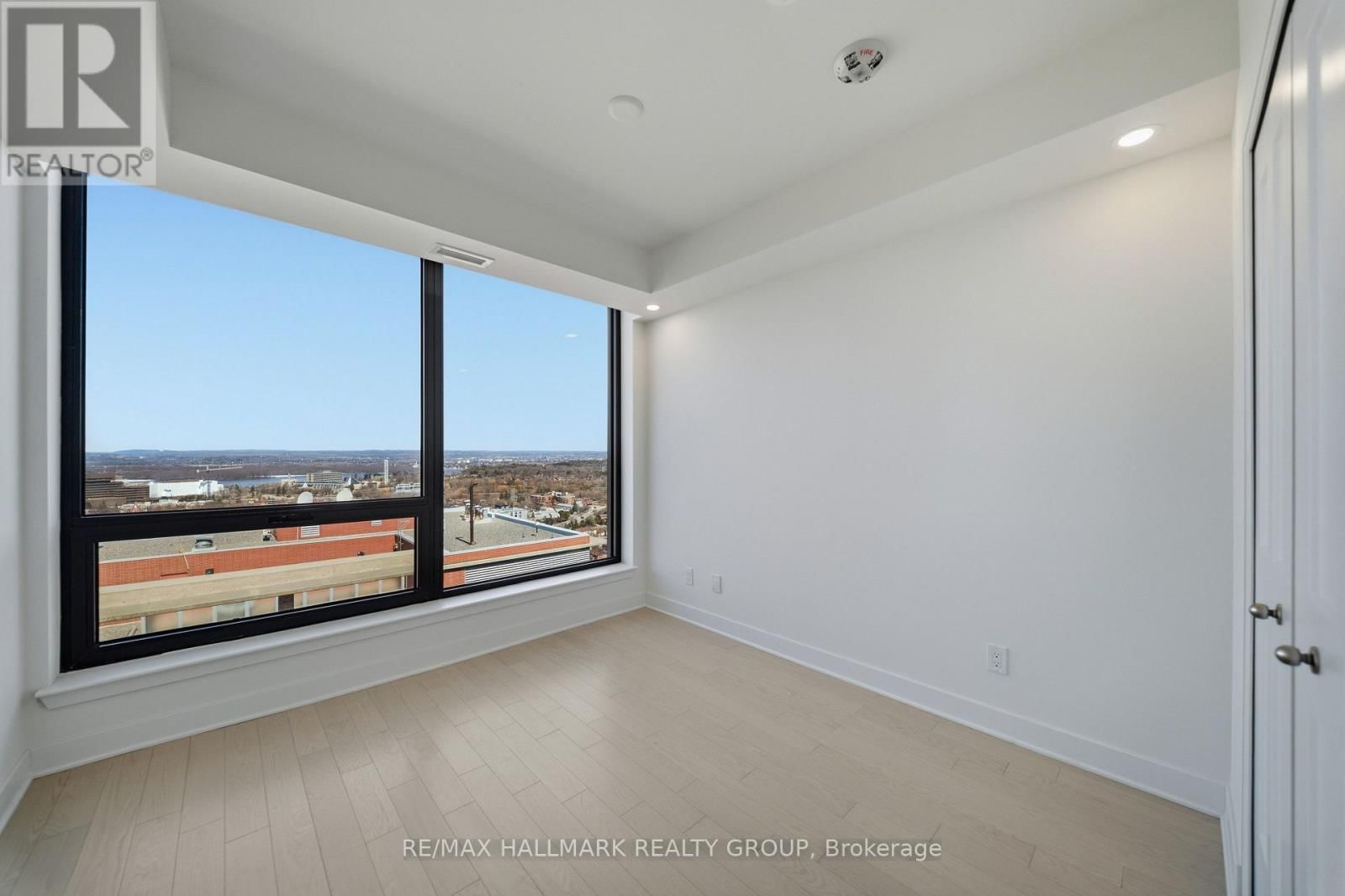 2603 - 180 GEORGE STREET Image 19