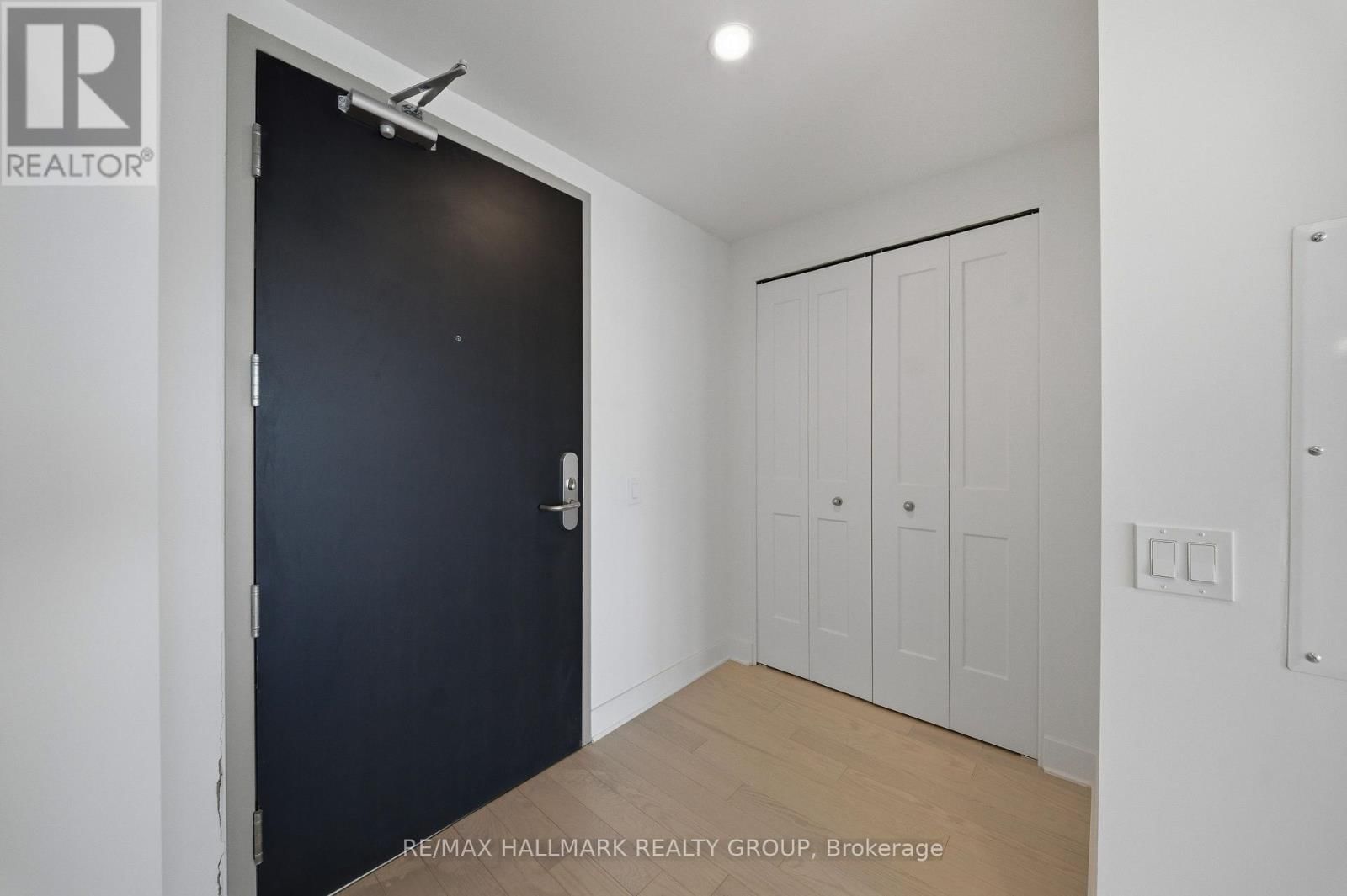 2603 - 180 GEORGE STREET Image 7