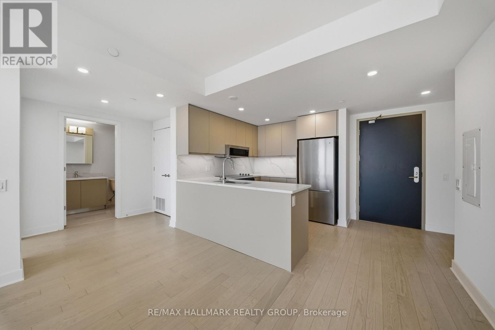 2603 - 180 GEORGE STREET Image 8