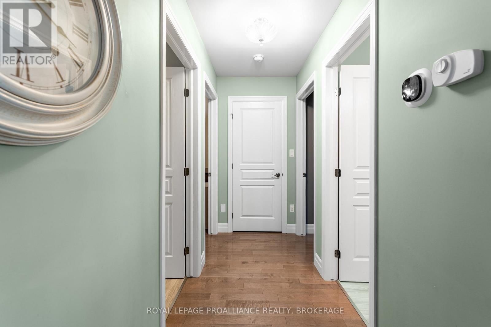 89 HARTWOOD CRESCENT Image 13