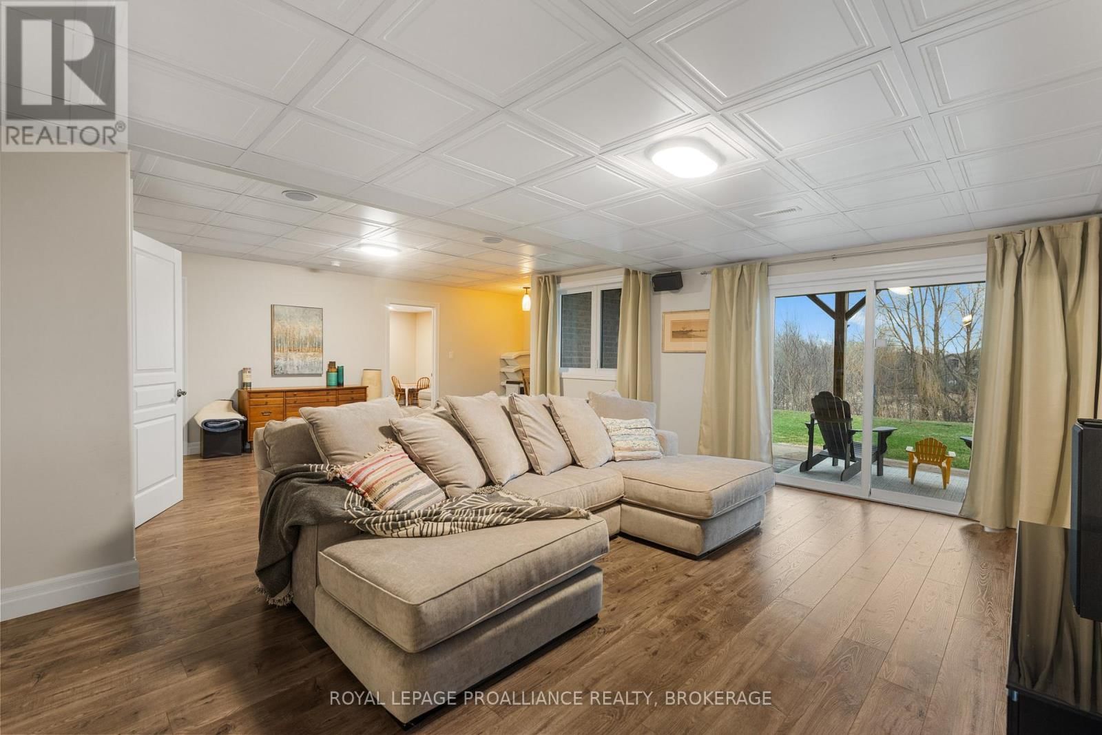 89 HARTWOOD CRESCENT Image 30