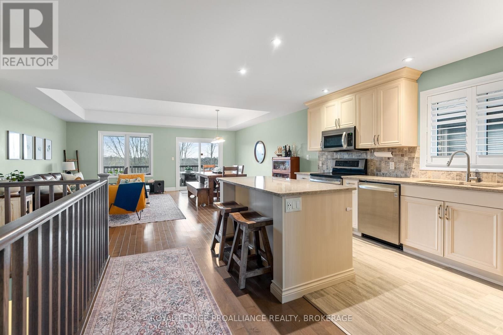 89 HARTWOOD CRESCENT Image 8