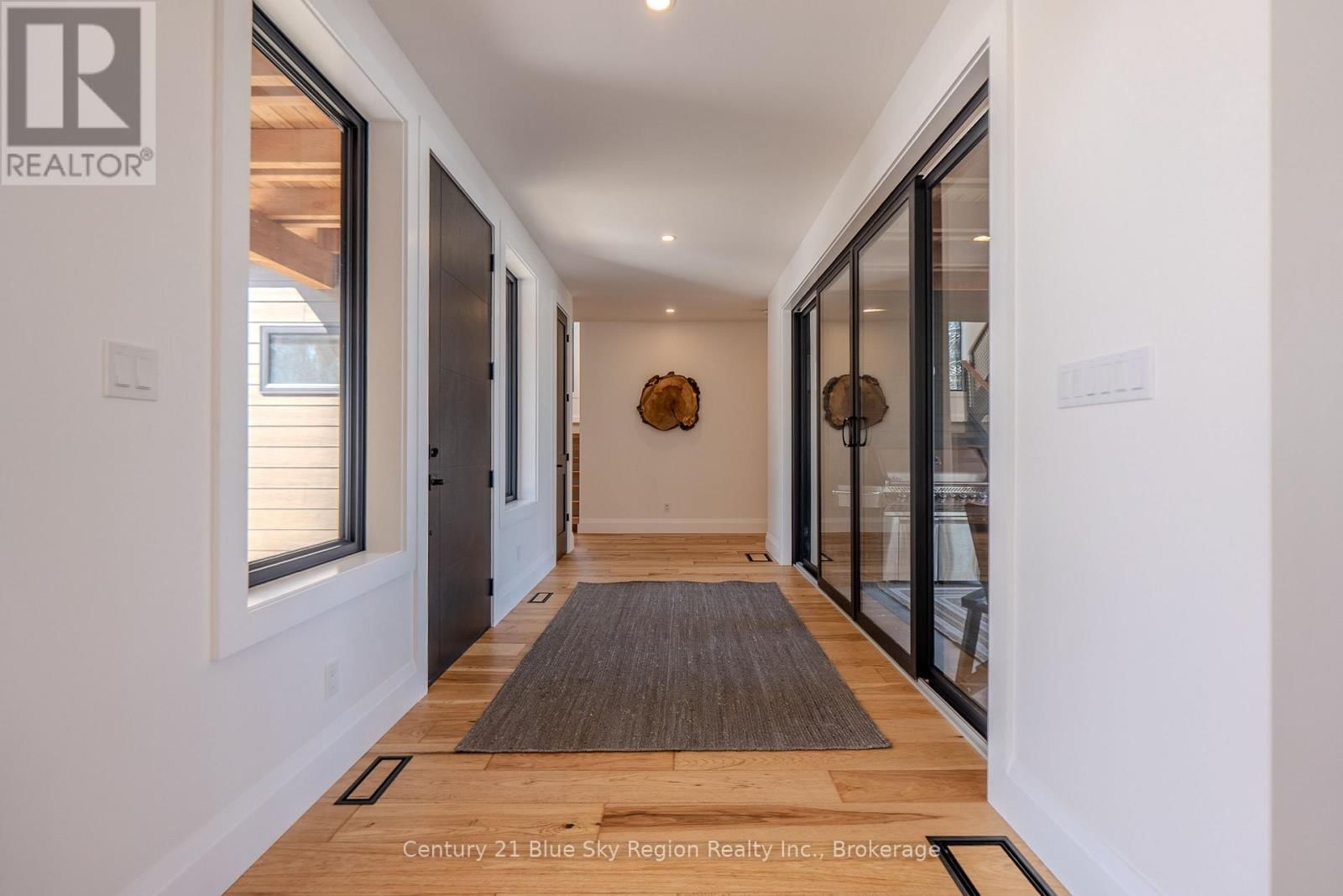 238 NIAGARA ROAD Image 13