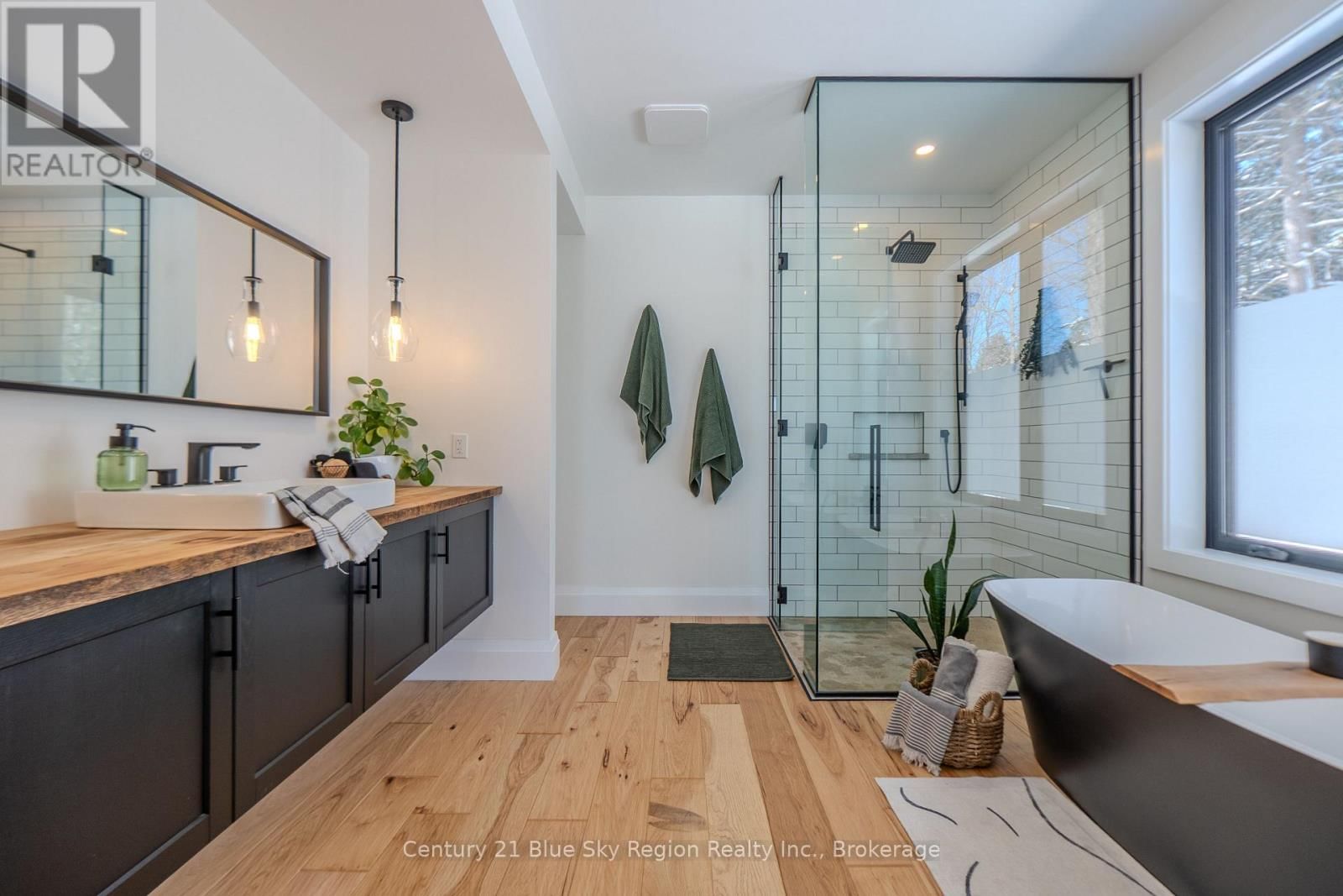 238 NIAGARA ROAD Image 20