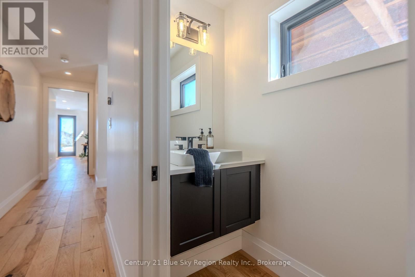 238 NIAGARA ROAD Image 23