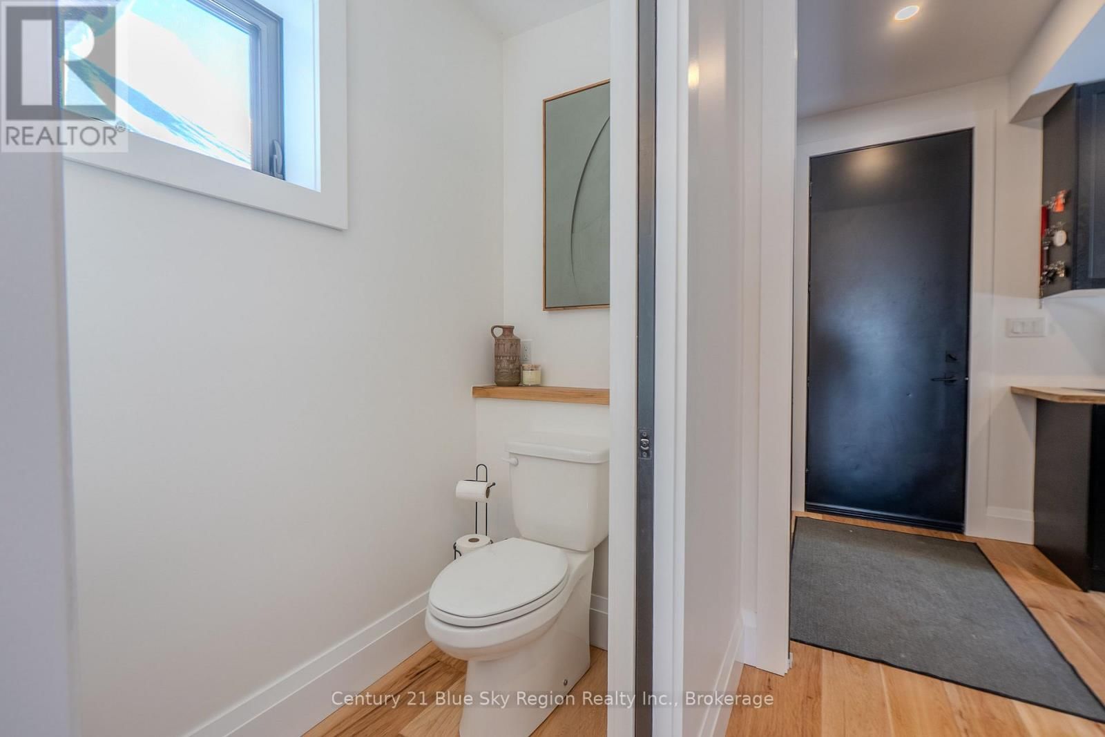 238 NIAGARA ROAD Image 24