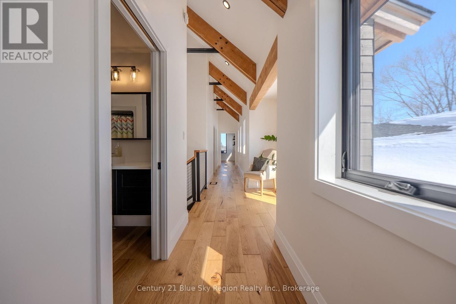 238 NIAGARA ROAD Image 32