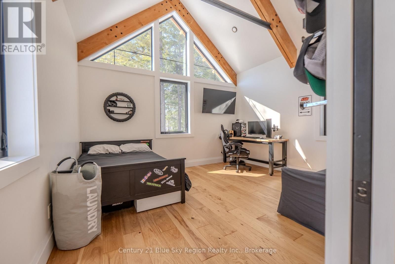 238 NIAGARA ROAD Image 33