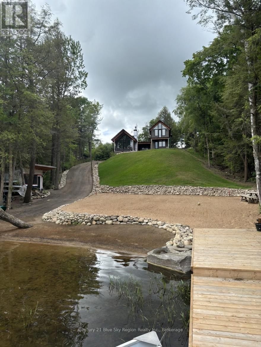 238 NIAGARA ROAD Image 44