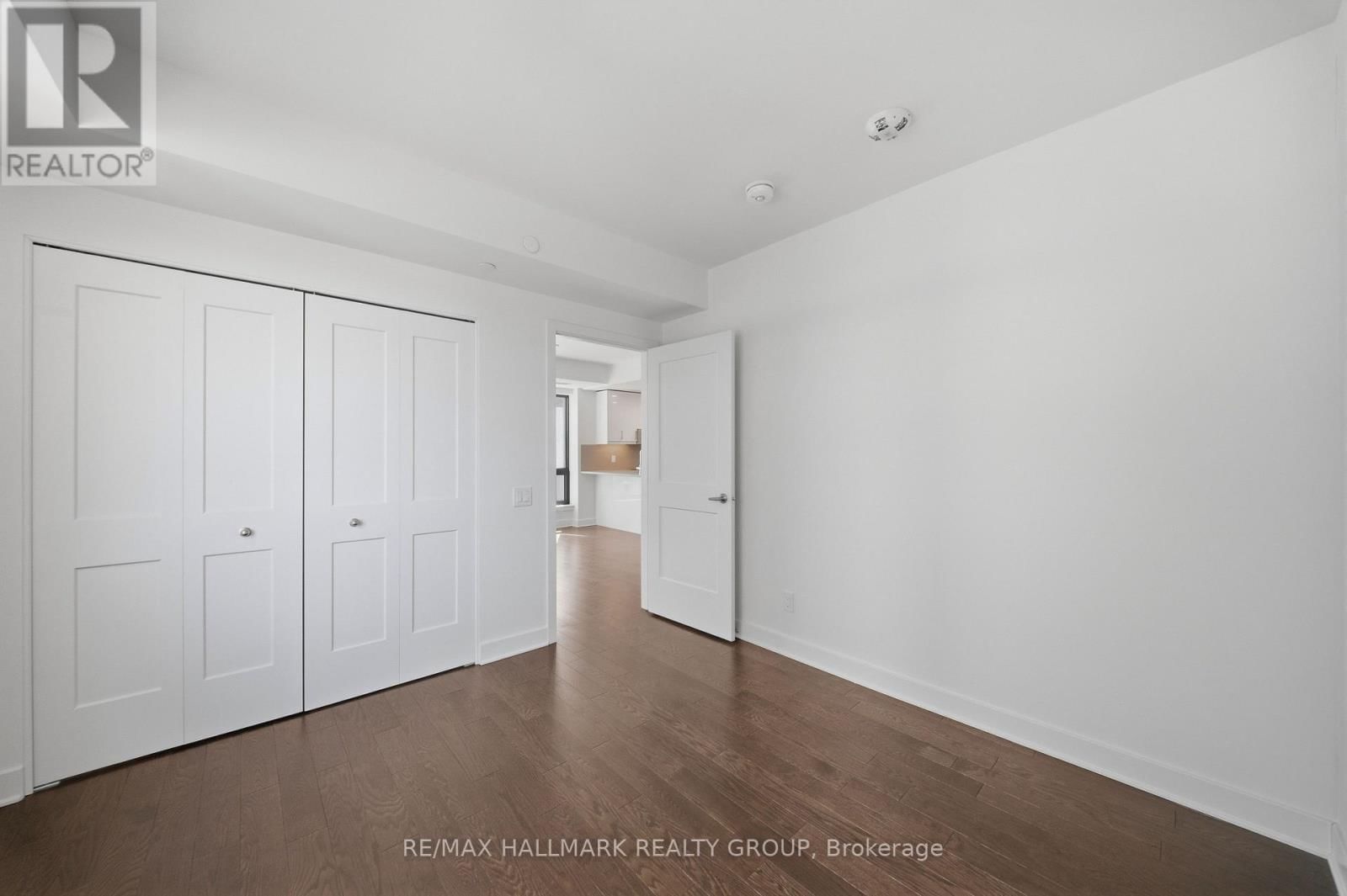 1408 - 180 GEORGE STREET Image 15