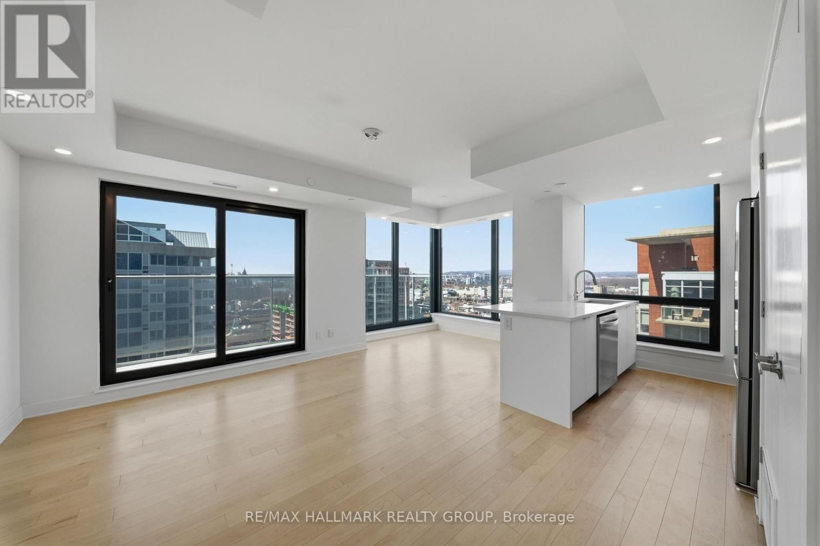 2202 - 180 GEORGE STREET Image 10