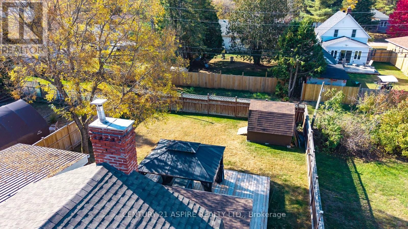 32 RAILWAY STREET Image 10