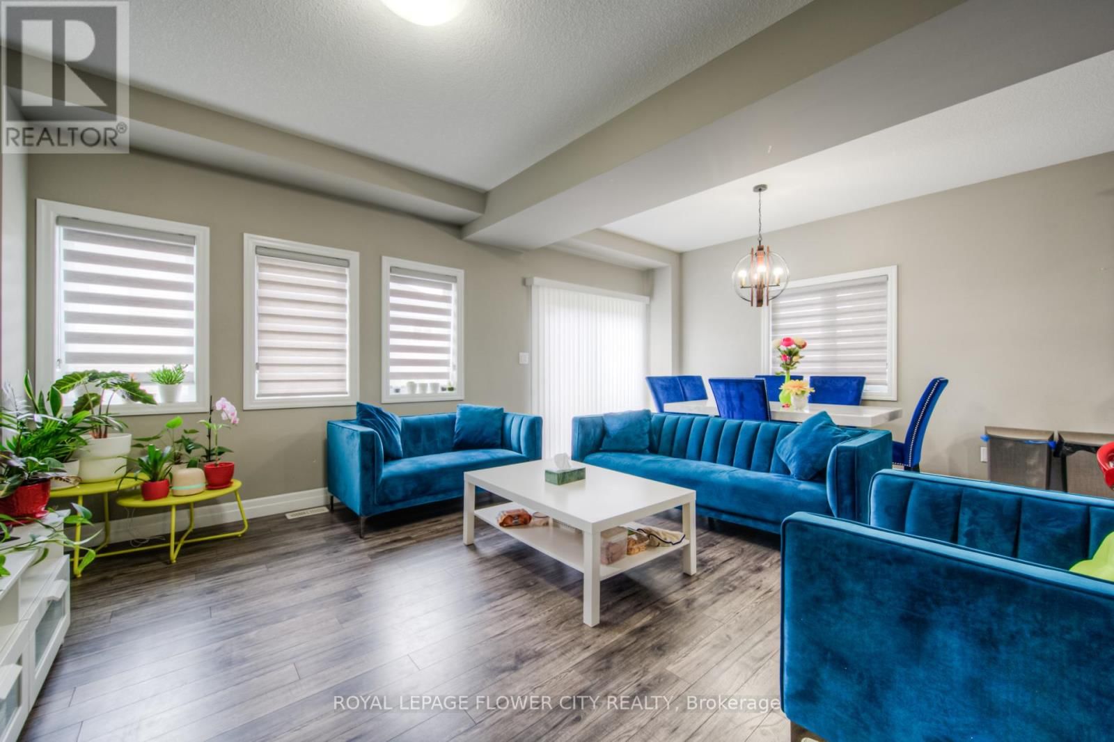 43 PONDCLIFFE DRIVE Image 12