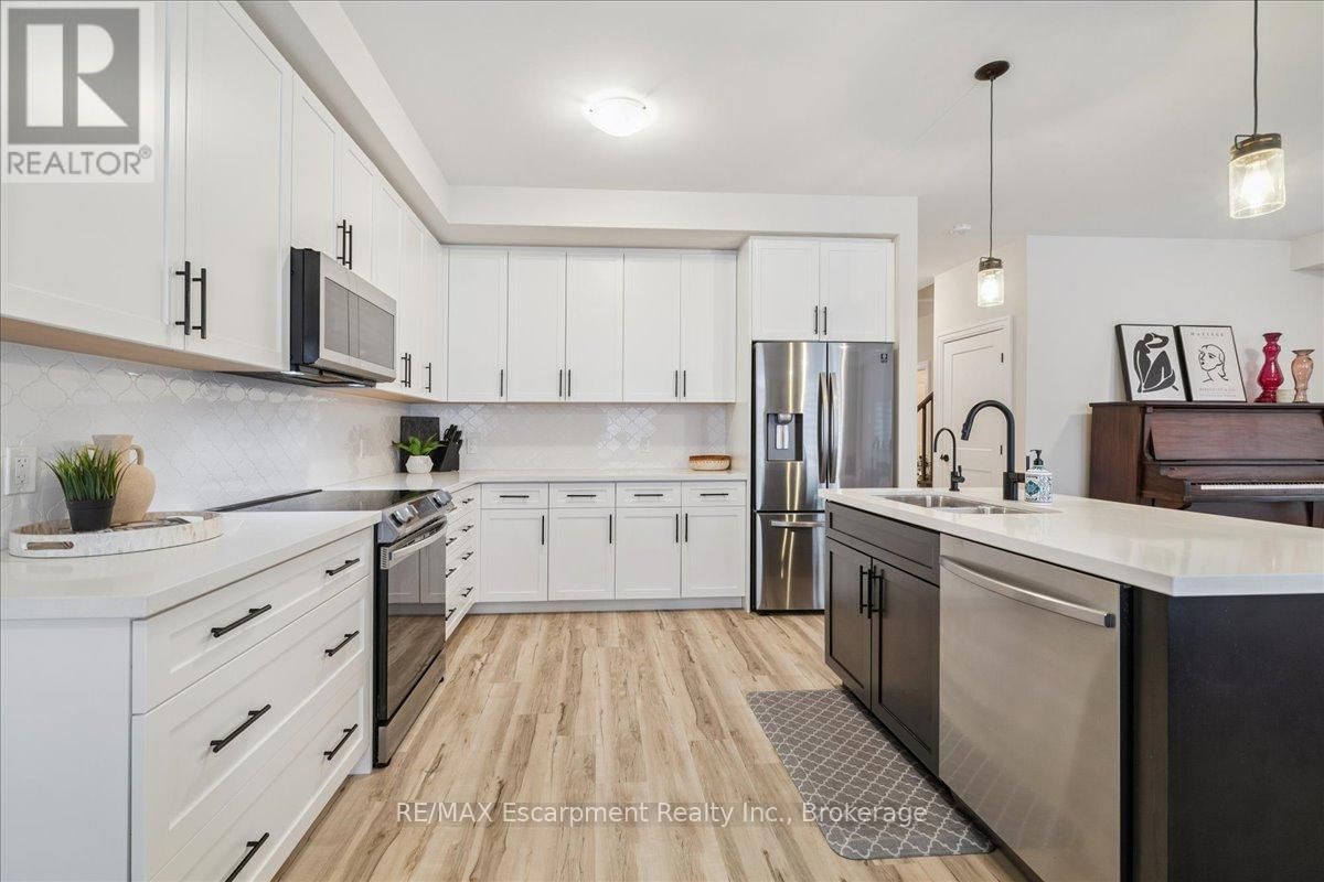 20 GRANITE RIDGE TRAIL Image 16