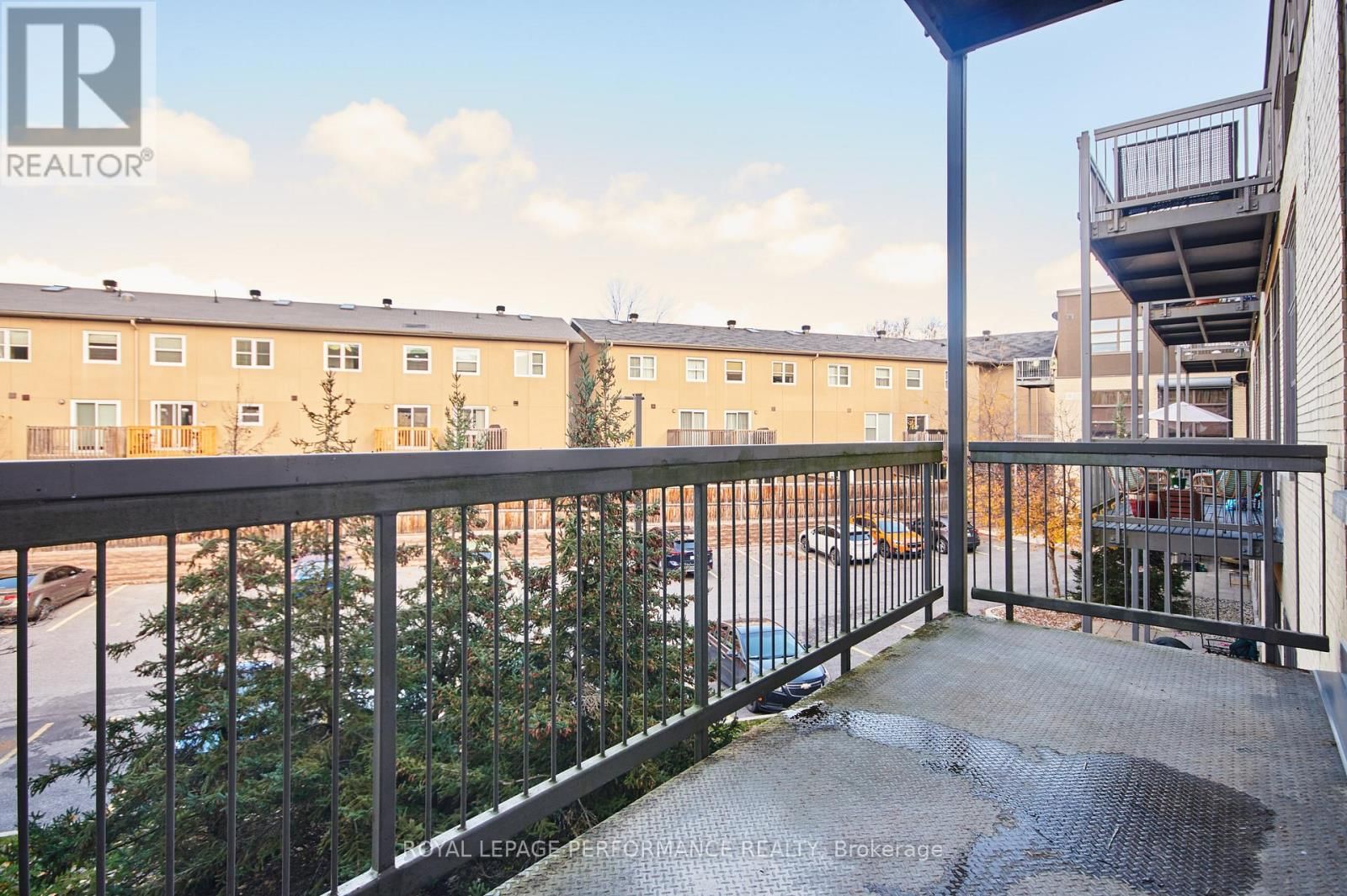 212 - 345 ST DENIS STREET Image 20