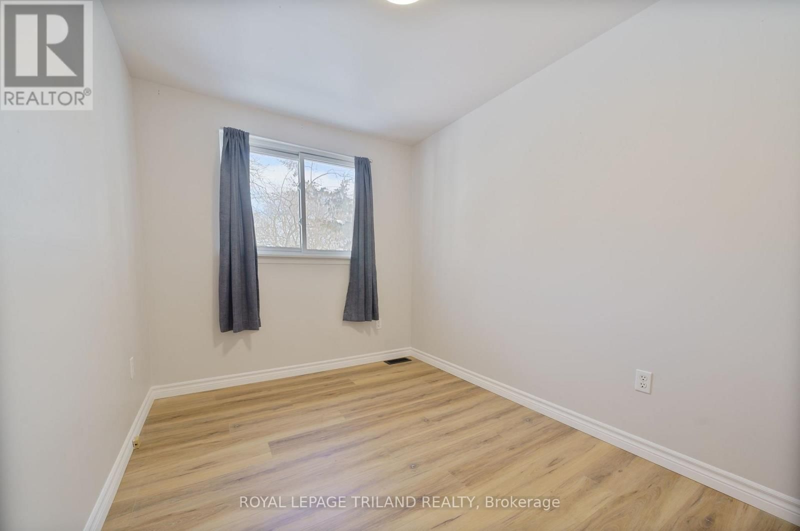 29 - 825 DUNDALK DRIVE Image 14