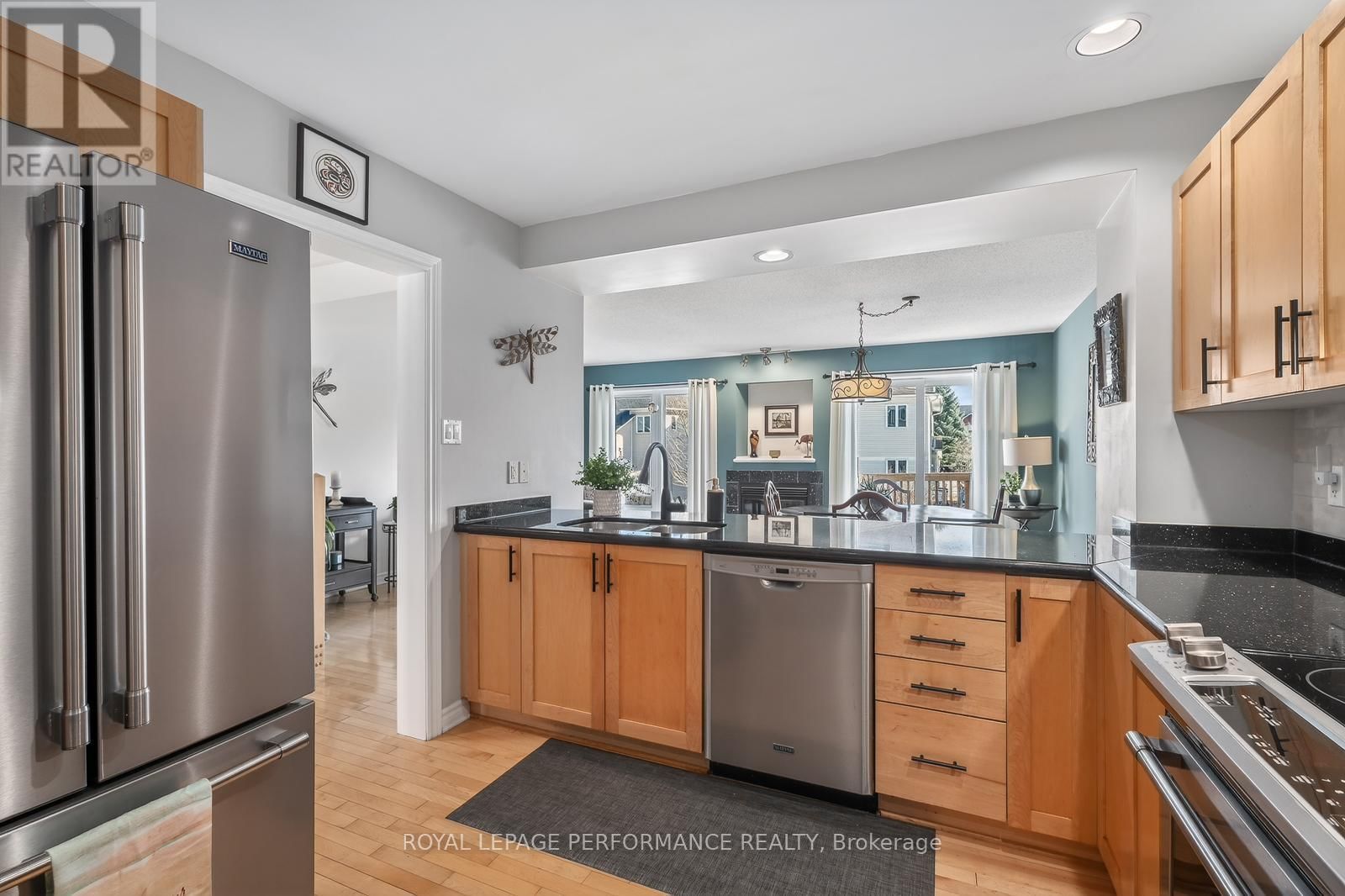 229 SADDLESMITH CIRCLE Image 15