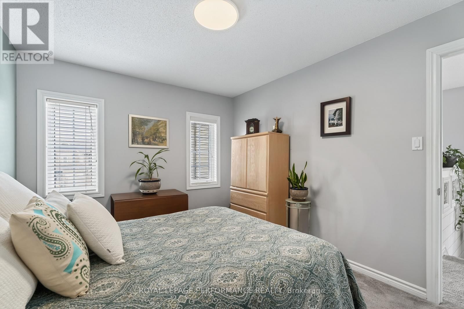 229 SADDLESMITH CIRCLE Image 27