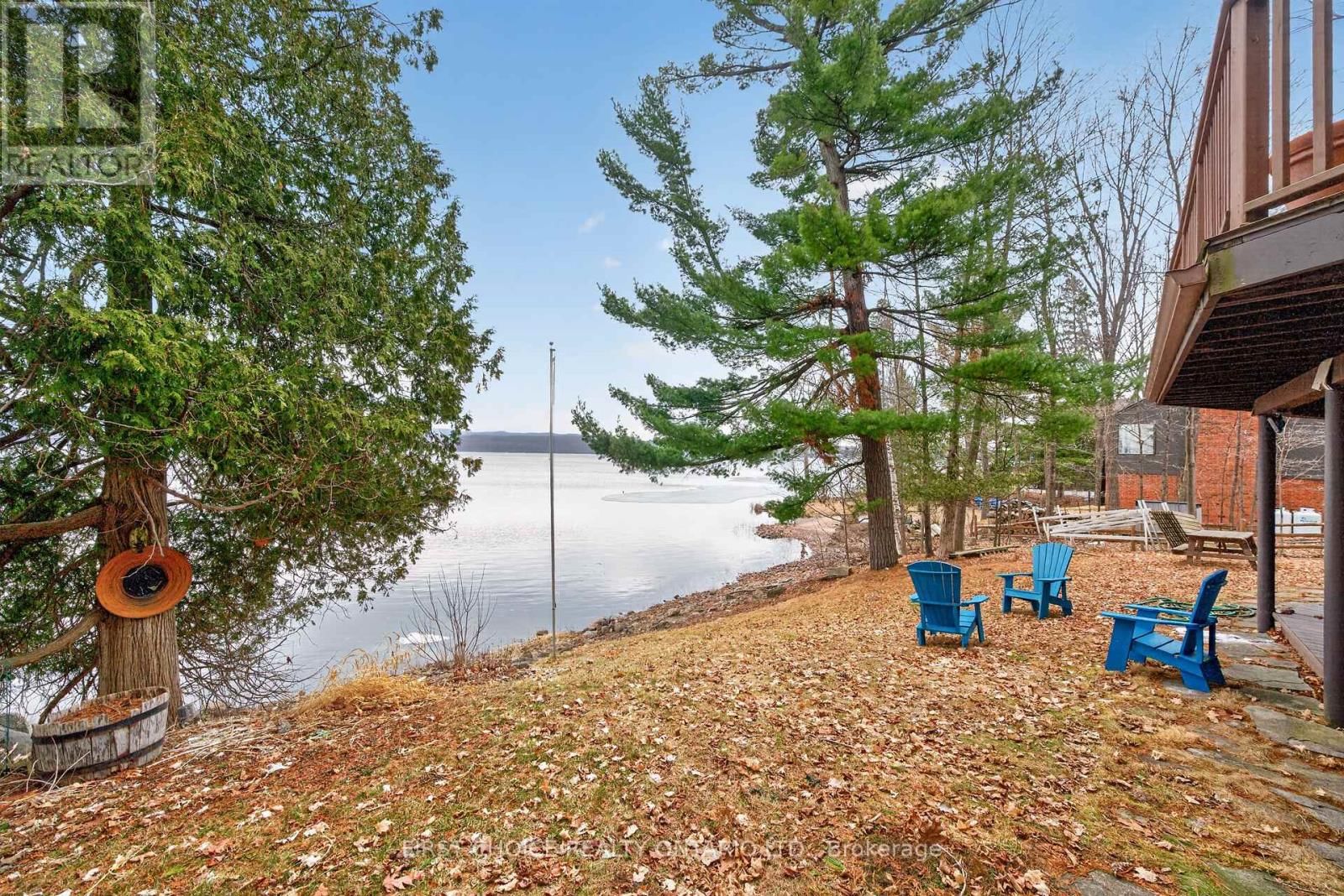 2890 BARLOW CRESCENT Image 9