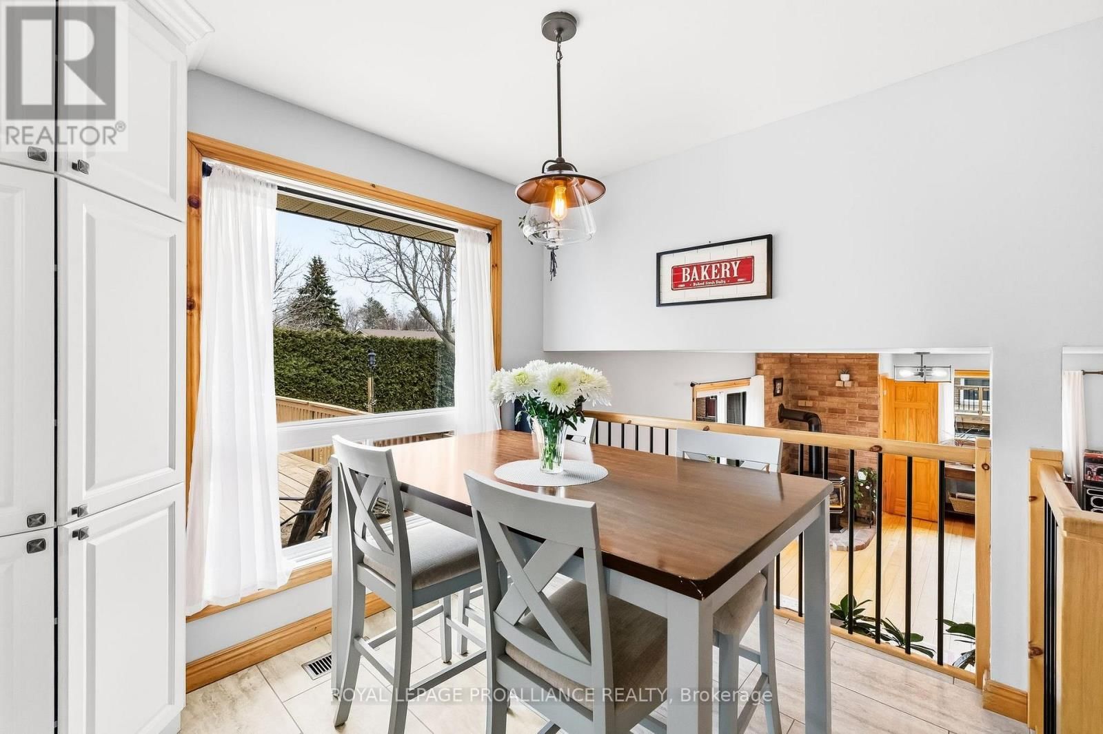 9 HURON DRIVE Image 17