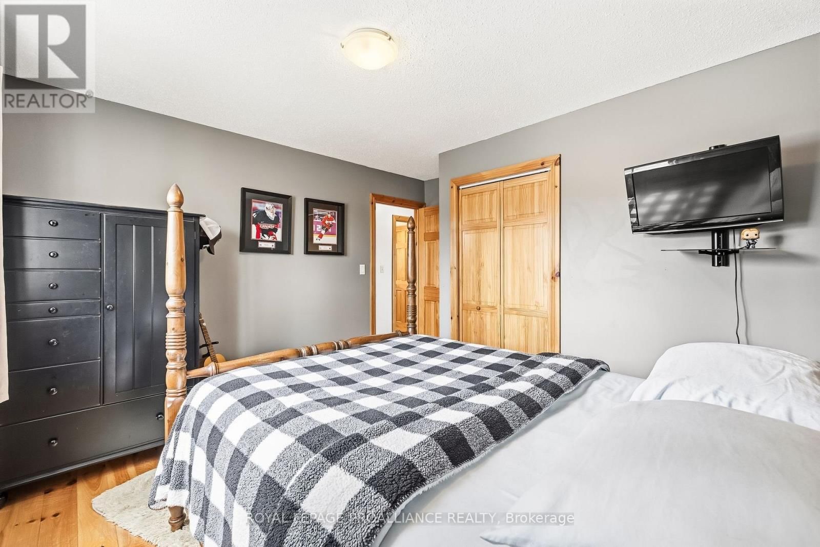 9 HURON DRIVE Image 31