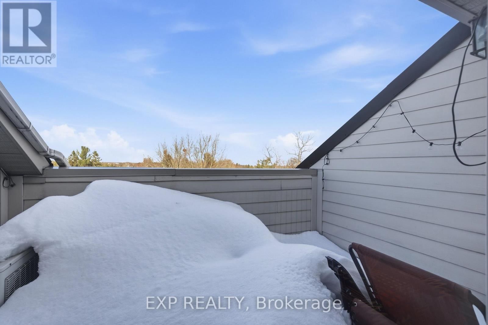 28 MEACH PRIVATE Image 21