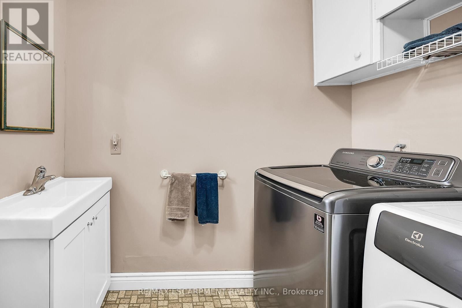 141 MOUNT ALBION ROAD Image 23