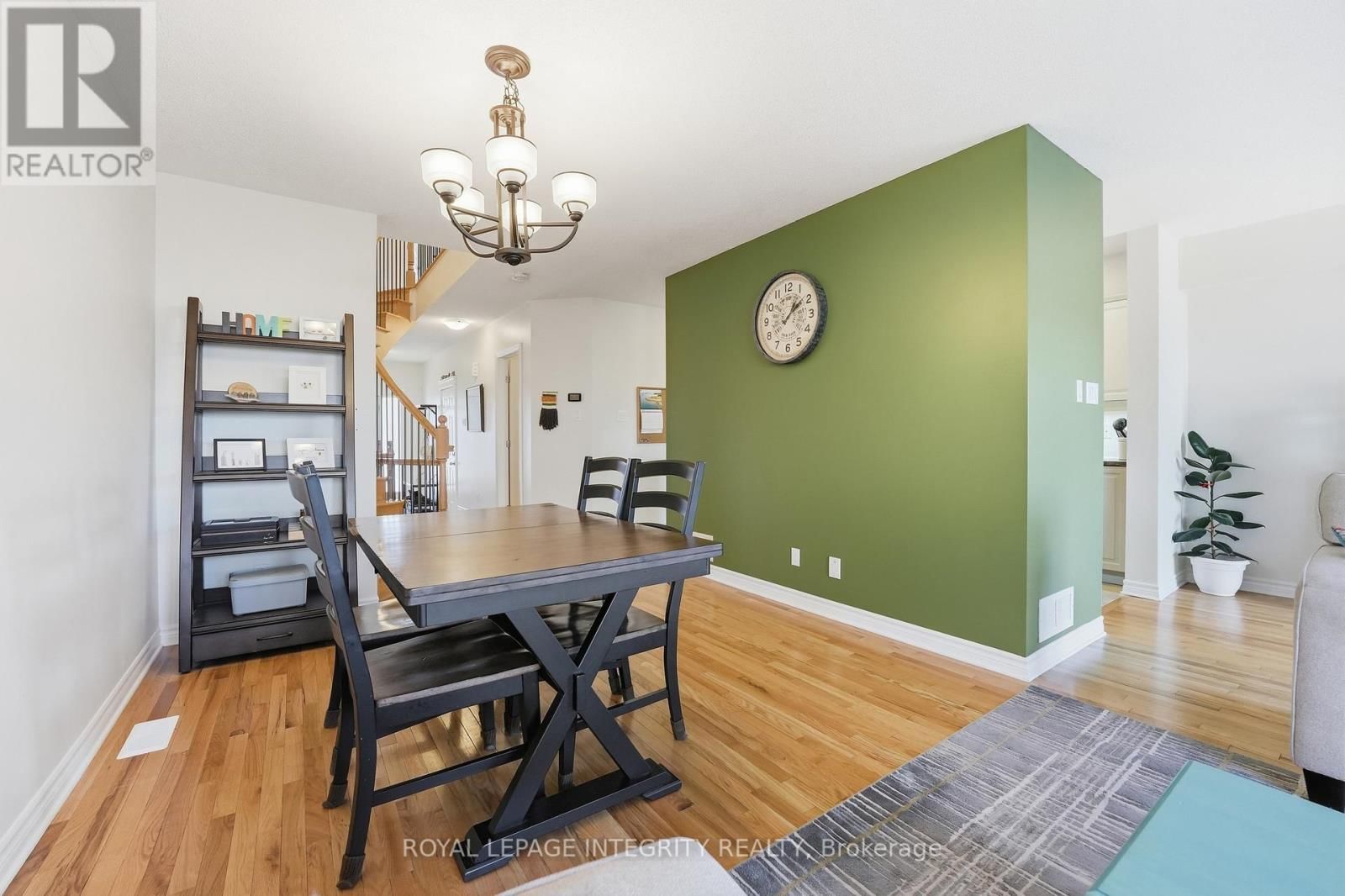 1036 MARCONI AVENUE Image 9